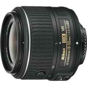 Nikon AF-S DX Nikkor 18-55mm f/3.5-5.6G VR II Lens