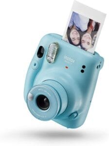 Fujifilm instax Mini 11instant Film Camera, auto Exposure and Built-in Selfie Lens, Sky Blue